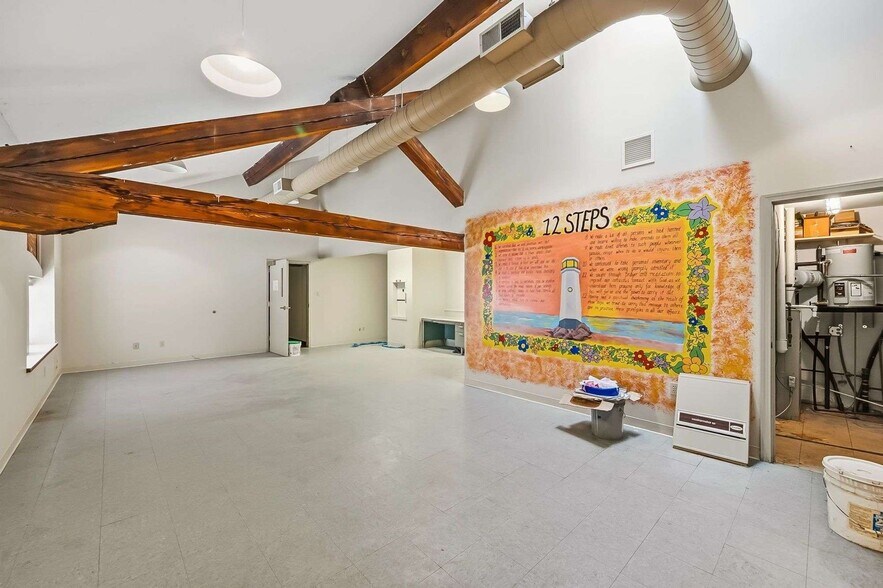 More Photos Of 412 E River St, Elyria Office For Sale