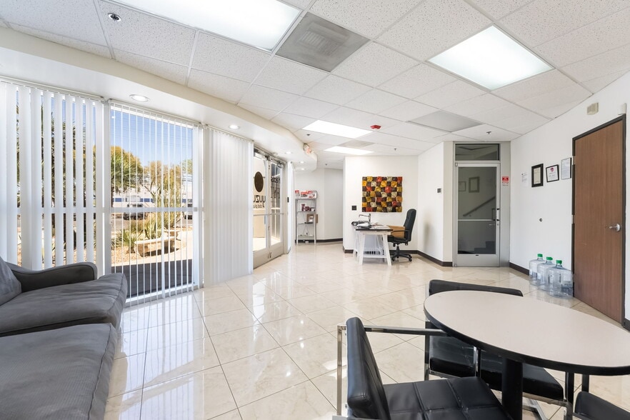 More Photos Of 6744 Spencer St, Las Vegas Industrial For Sale