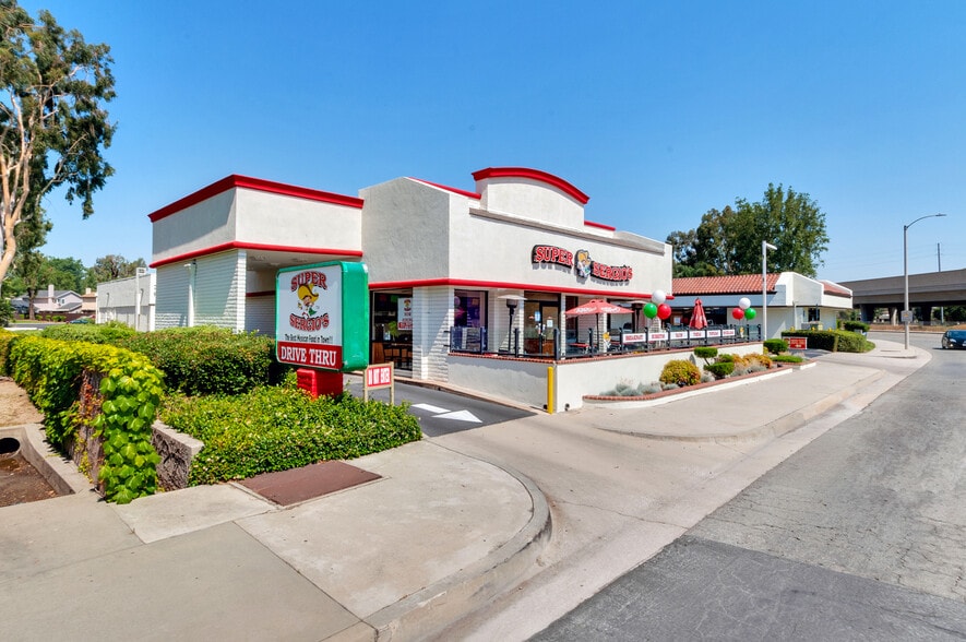 More Photos Of 14550-14610 Pipeline Ave, Chino Unknown For Lease