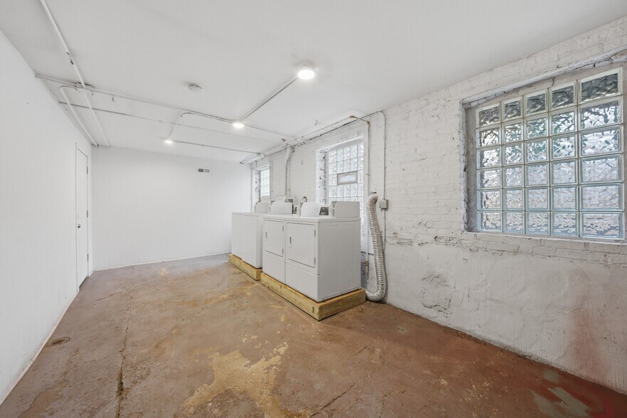 More Photos Of 2119 S 51st Ave, Cicero Apartments For Sale
