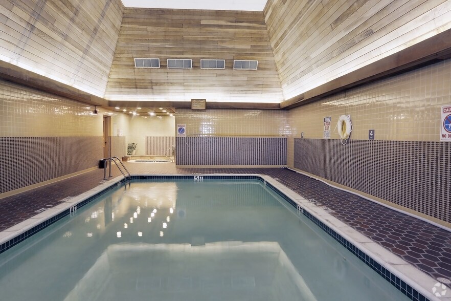 More Photos Of 8355 Walnut Hill Ln, Dallas Medical For Sale