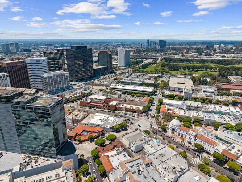 More Photos Of 1080-1090 Westwood Blvd, Los Angeles Storefront Retail Office For Sale