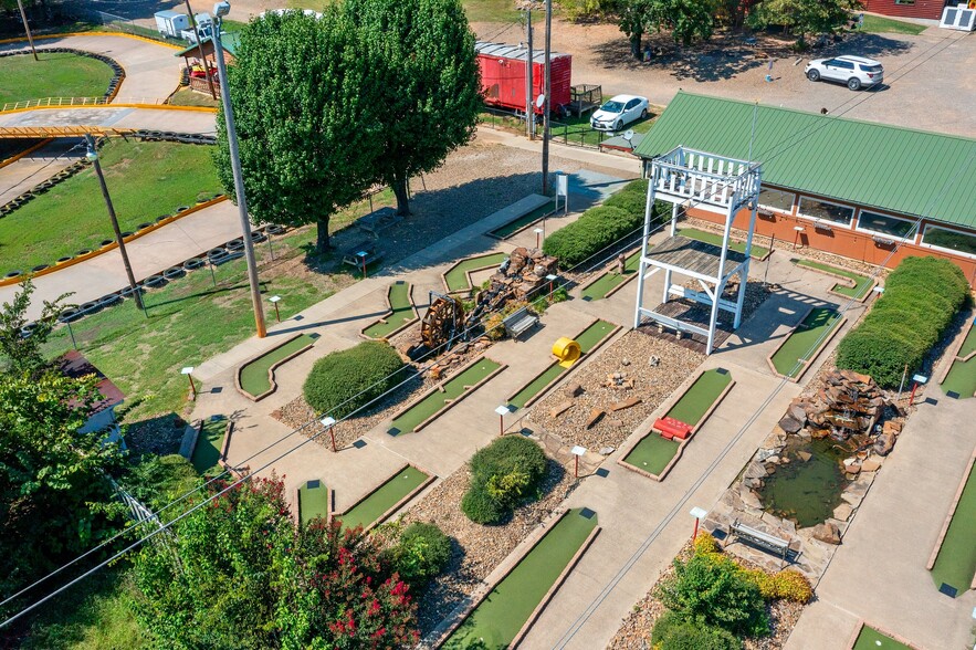 Primary Photo Of 6659 N US Highway 259, Broken Bow Amusement Park For Sale