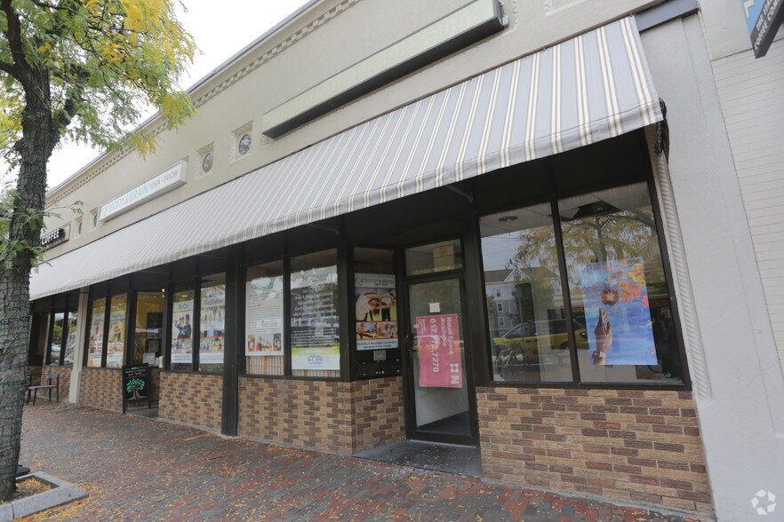 More Photos Of 325 Broadway, Arlington Freestanding For Lease