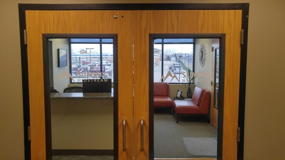 More Photos Of 1101 4th St SE, Stanley General Retail For Sale