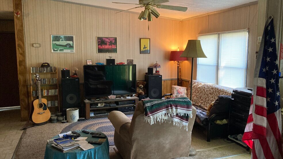 More Photos Of 22413 Highway C, Lawson Specialty For Sale