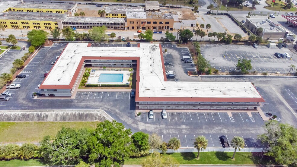 More Photos Of 7455 W Irlo Bronson Memorial Hwy, Kissimmee Hotel For Sale