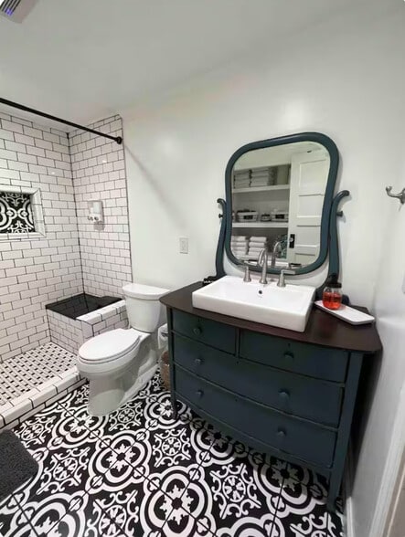 More Photos Of 308 N Main St, Travelers Rest Office For Sale