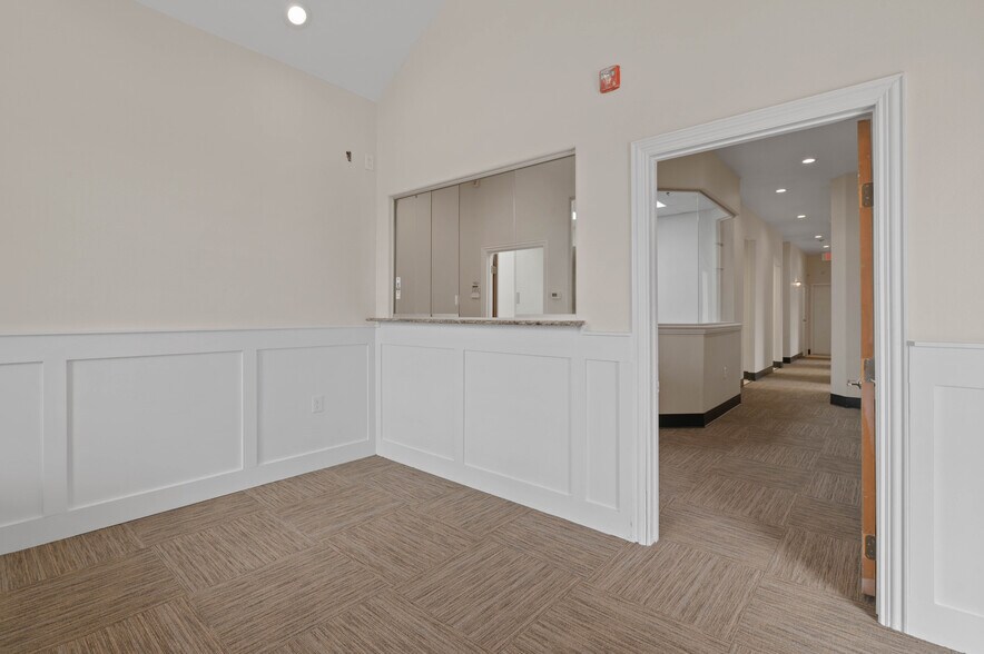 More Photos Of 3605 Interstate 30, Mesquite Medical For Lease