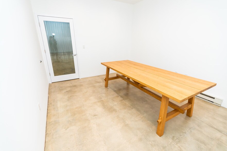 More Photos Of 2140 Mandela Pkwy, Oakland Office For Lease