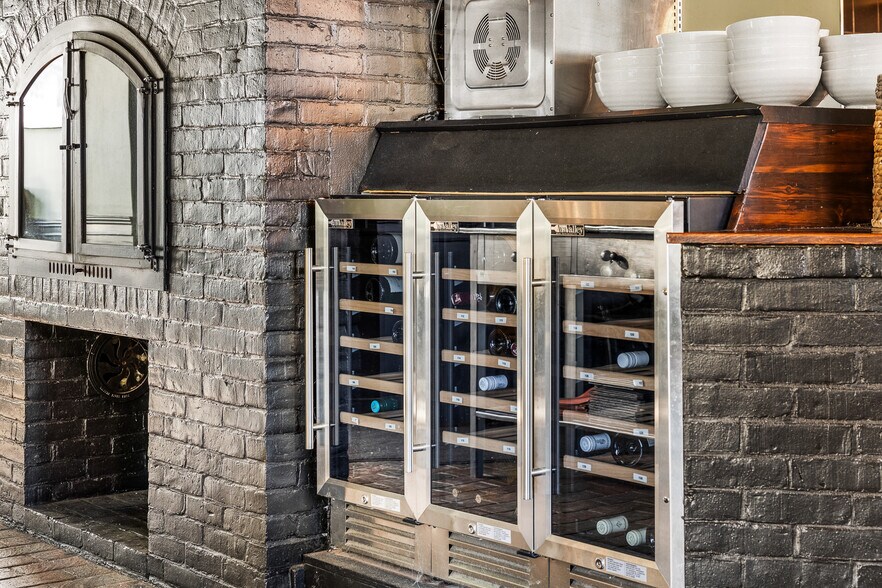 More Photos Of 1716 Depot St, Manchester Center Restaurant For Sale