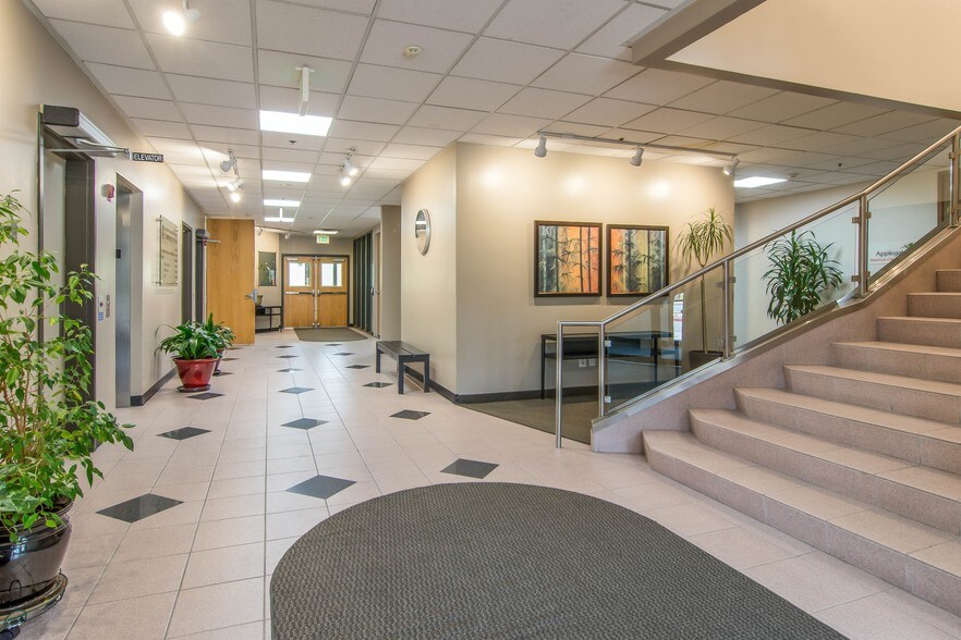 More Photos Of 5223 Ascension Way, Murray Office For Lease