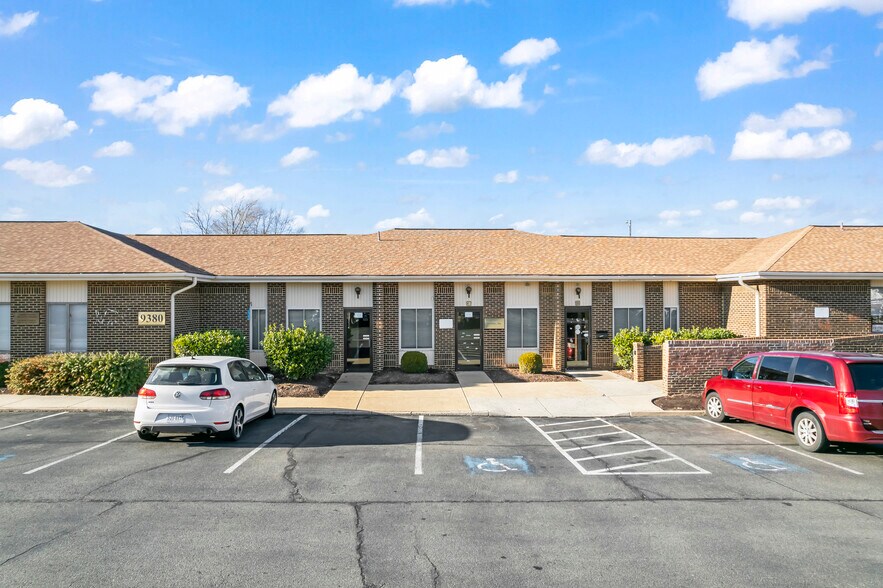More Photos Of 9380 Forestwood Ln, Manassas Office For Lease