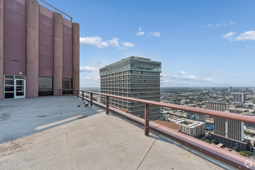 More Photos Of 1415 Louisiana St, Houston Coworking Space
