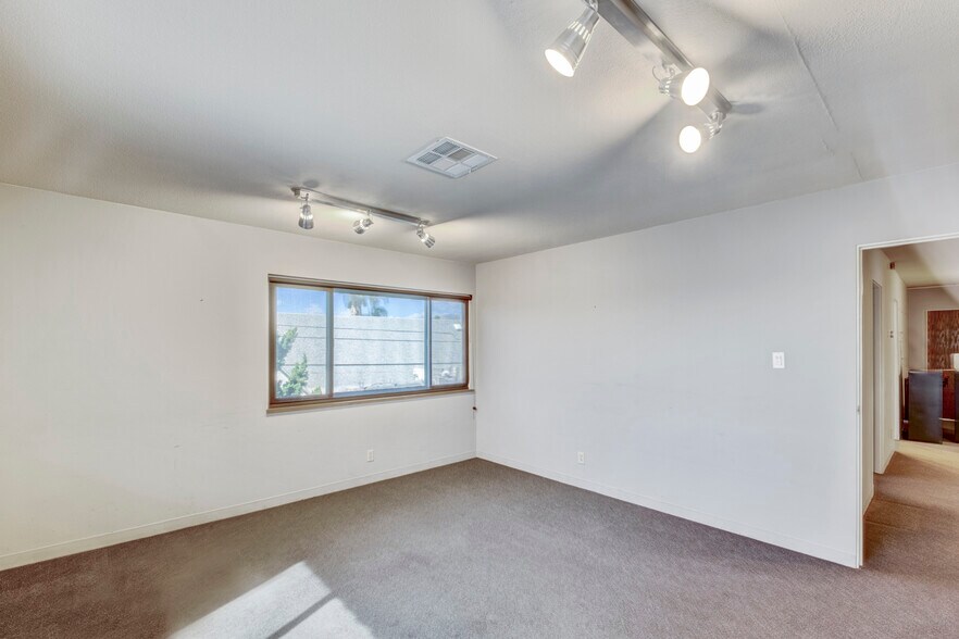 More Photos Of 1025 W Arrow Hwy, Glendora Medical For Sale