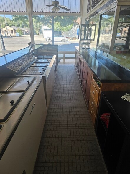 More Photos Of 2 S Main St, Coalville Loft Creative Space For Sale
