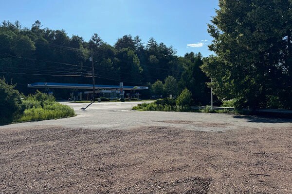 More Photos Of 1060 US Route 302, Barre Convenience Store For Sale