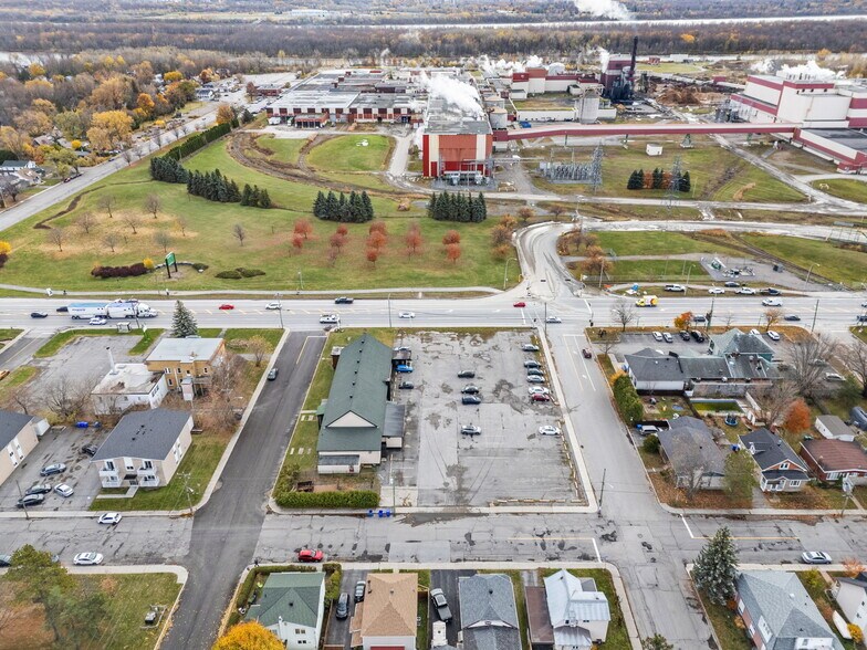 More Photos Of 195 Boul Maloney O, Gatineau Lodge Meeting Hall For Lease