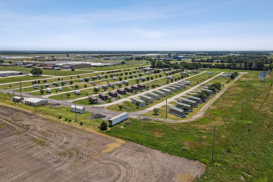 More Photos Of 2649 US Highway 169, Liberty Manufactured Housing Mobile Home Park For Sale