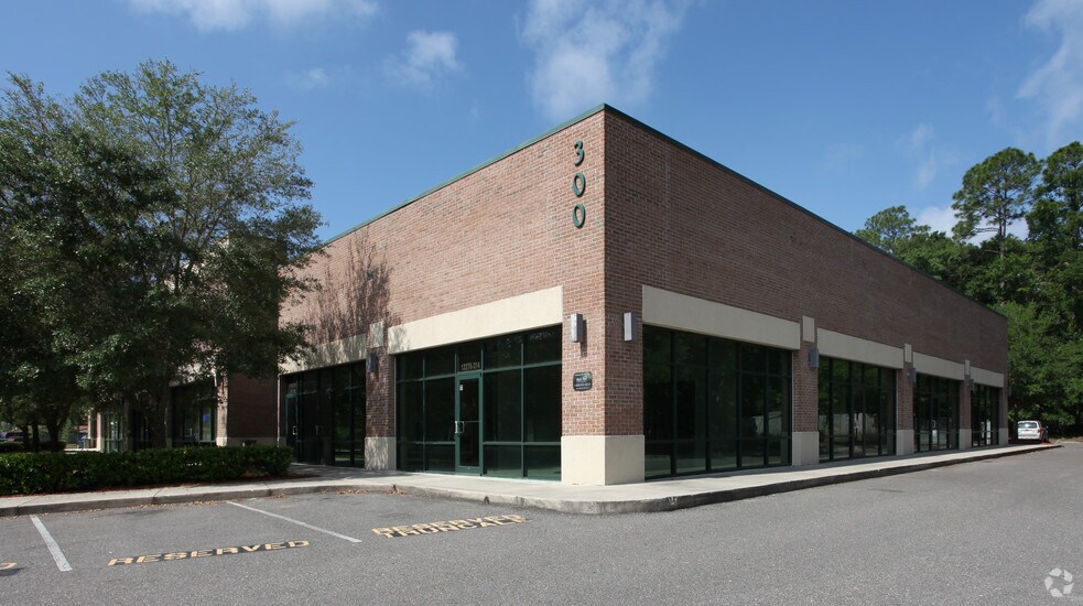 More Photos Of 12276 San Jose Blvd, Jacksonville Coworking Space