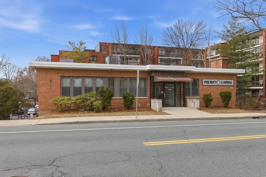 Primary Photo Of 174 Green St, Melrose Office For Sale