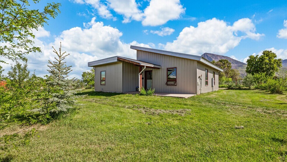 More Photos Of 41990 Cottonwood Creek Rd, Crawford Apartments For Sale