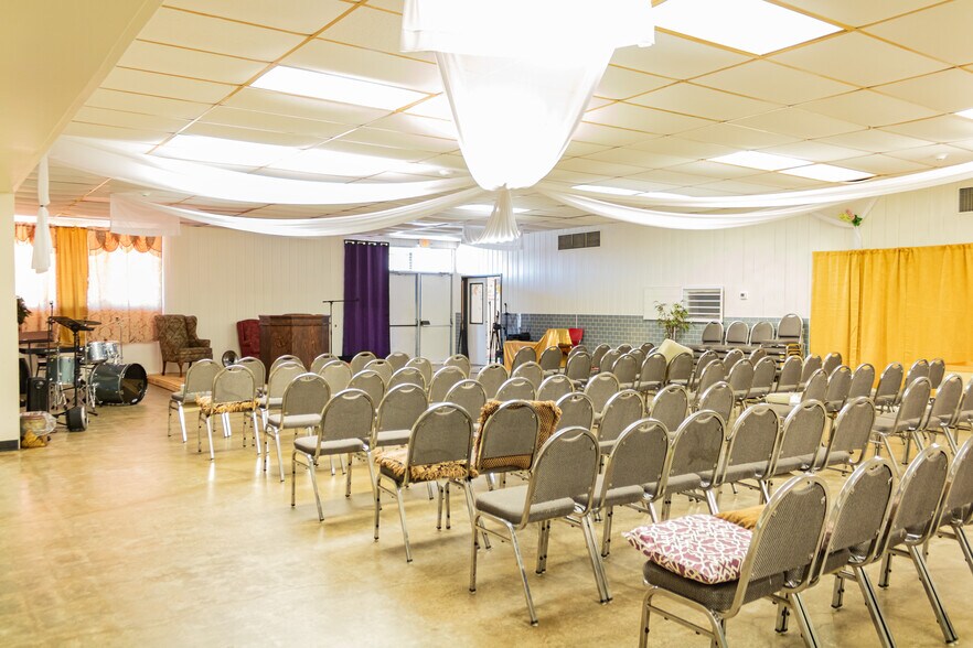 More Photos Of 900 W WM J Bryan Pky, Bryan Schools For Sale