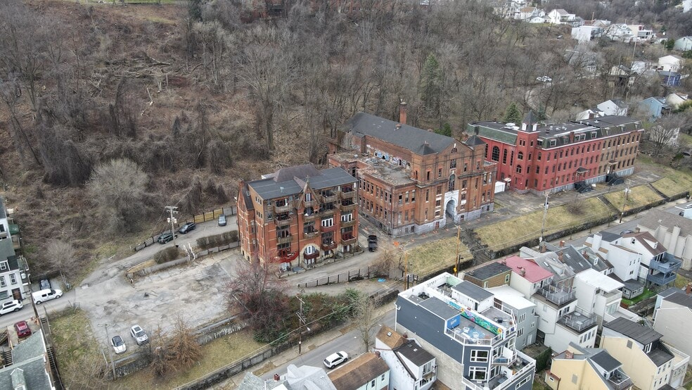 More Photos Of 40 Pius St, Pittsburgh Apartments For Sale