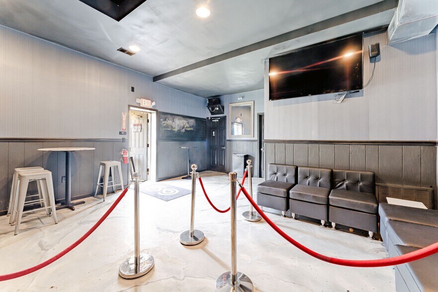 More Photos Of 936 E 8th Ave, Homestead Bar For Sale