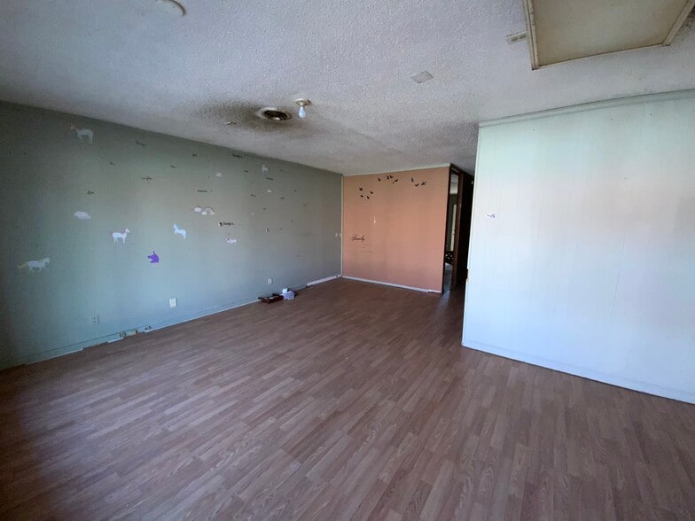 More Photos Of 18 Town Branch Rd, Andrews Office For Sale