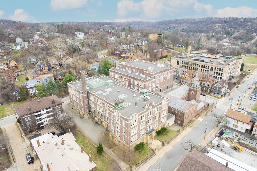 More Photos Of 747 Wallace Ave, Pittsburgh Land For Sale