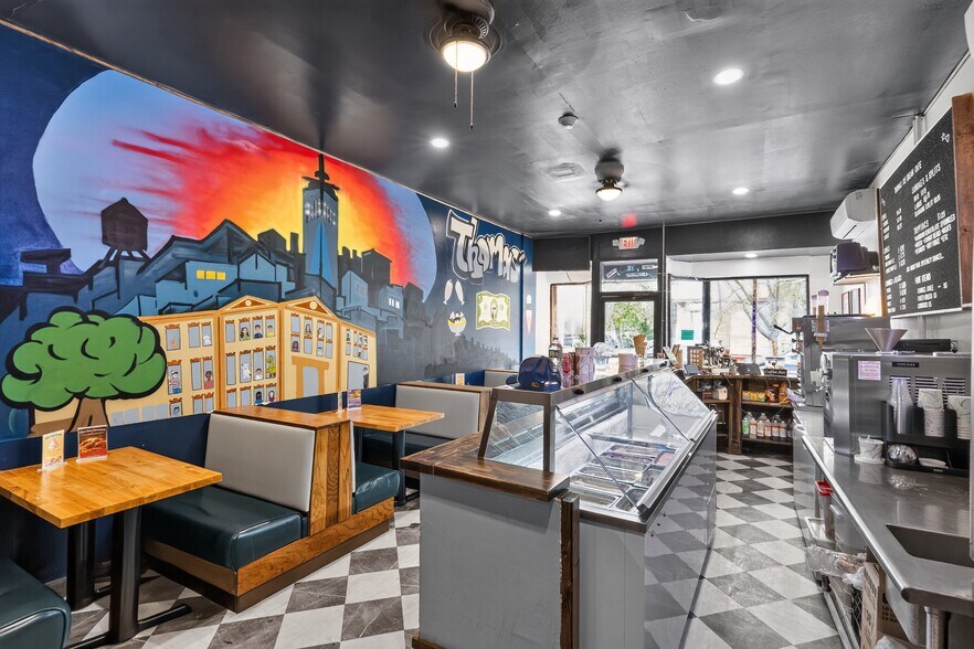 More Photos Of 154 Chestnut Ave, Jersey City Restaurant For Lease