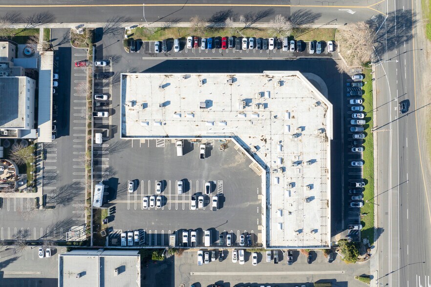 More Photos Of 4230 Kiernan Ave, Modesto Research And Development For Sale