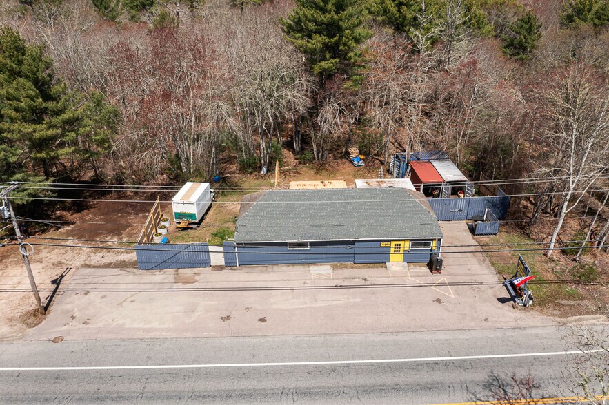 More Photos Of 388 Church St, Wood River Junction Freestanding For Sale