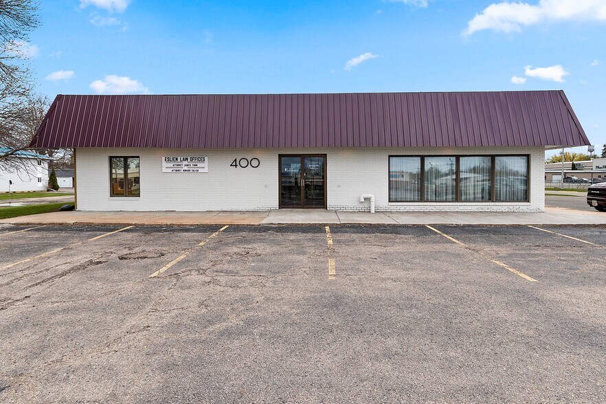 More Photos Of 400 E Highland Dr, Oconto Falls Office For Lease