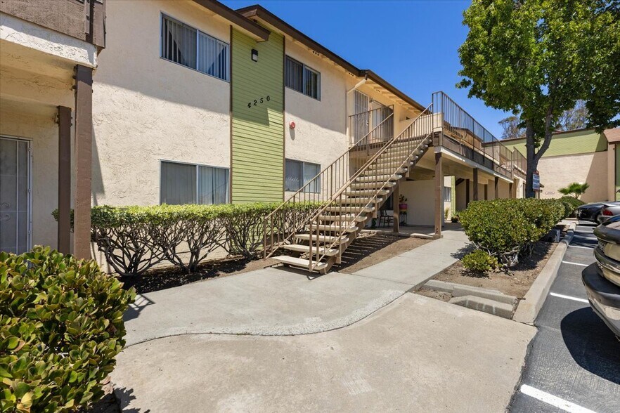 More Photos Of 4250 Beyer Blvd, San Ysidro Apartments For Sale