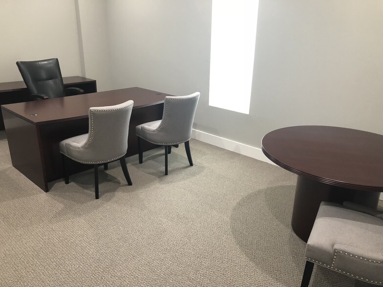 More Photos Of 255 Gateway Dr, Bethlehem Coworking Space