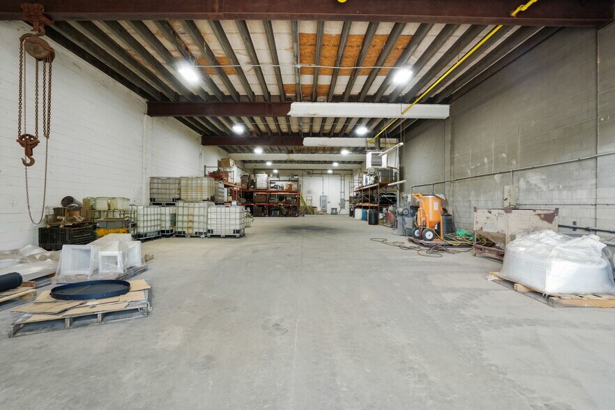 More Photos Of 1711 Woodland Ave, Columbus Warehouse For Lease