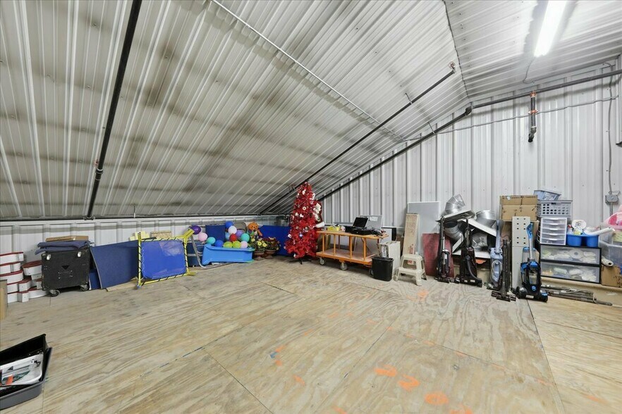 More Photos Of 1155 Old State Route 74, Batavia Refrigeration Cold Storage For Sale