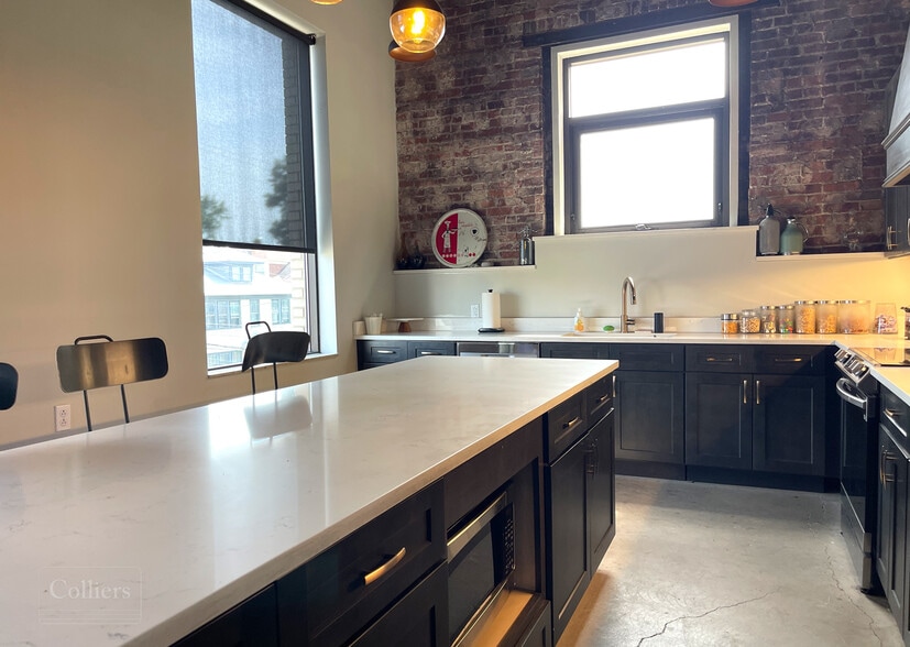 More Photos Of 20 S Balph Ave, Pittsburgh Loft Creative Space For Sale