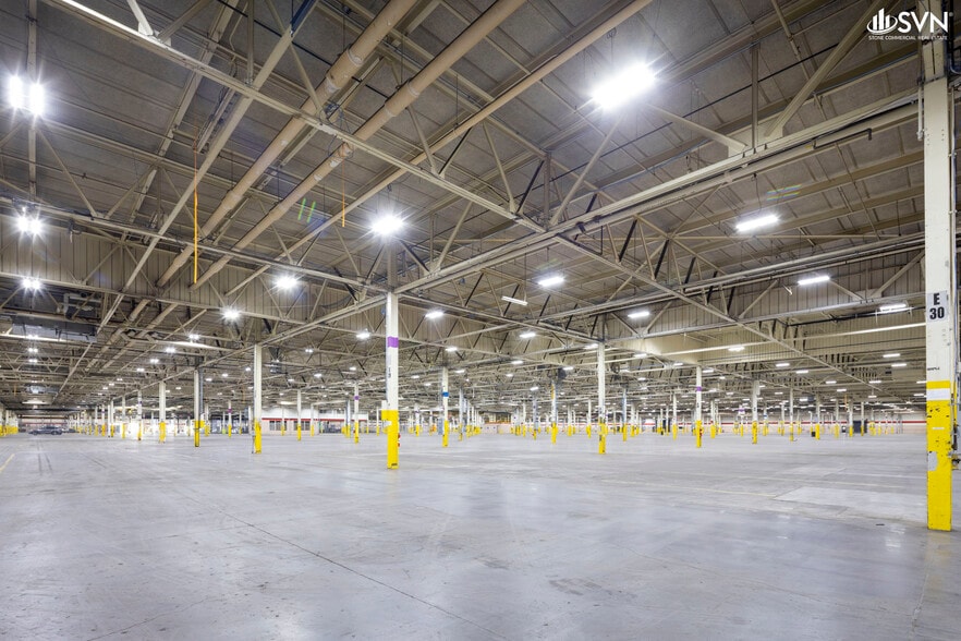 More Photos Of 1515 Mercer Rd, Lexington Manufacturing For Lease