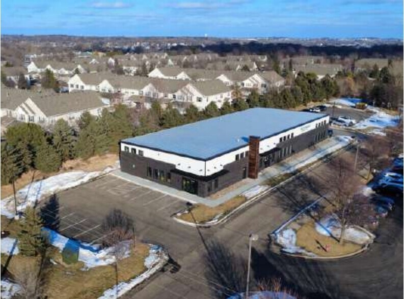 More Photos Of 20450 Kenrick Ave, Lakeville Freestanding For Sale