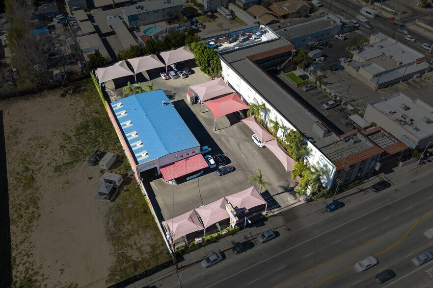 More Photos Of 8641 Sepulveda Blvd, North Hills Carwash For Sale