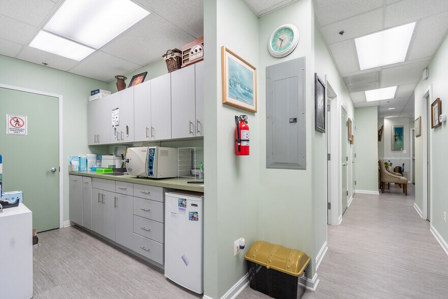 More Photos Of 9114 Philadelphia Rd, Rosedale Medical For Sale