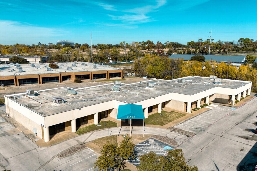 More Photos Of 8230 Elmbrook Dr, Dallas Flex For Lease