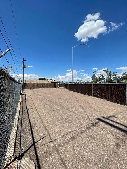 More Photos Of 4601 E McDowell Rd, Phoenix Medical For Sale