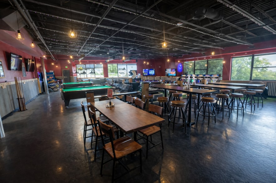 More Photos Of 560 Silverthorne Ln, Silverthorne Hotel For Sale