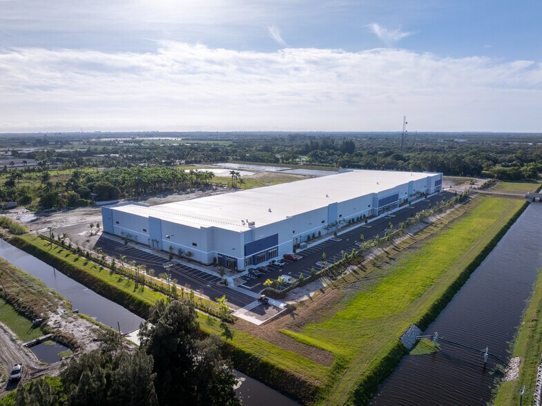 More Photos Of 14130 S State Road 7, Delray Beach Unknown For Lease