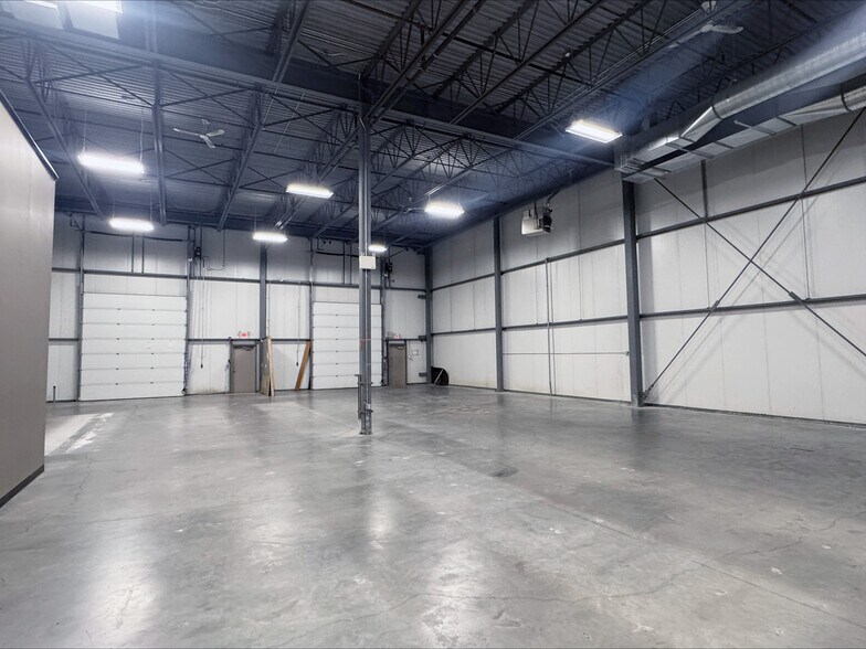 More Photos Of 15434-15460 131 Ave, Edmonton Service For Sale