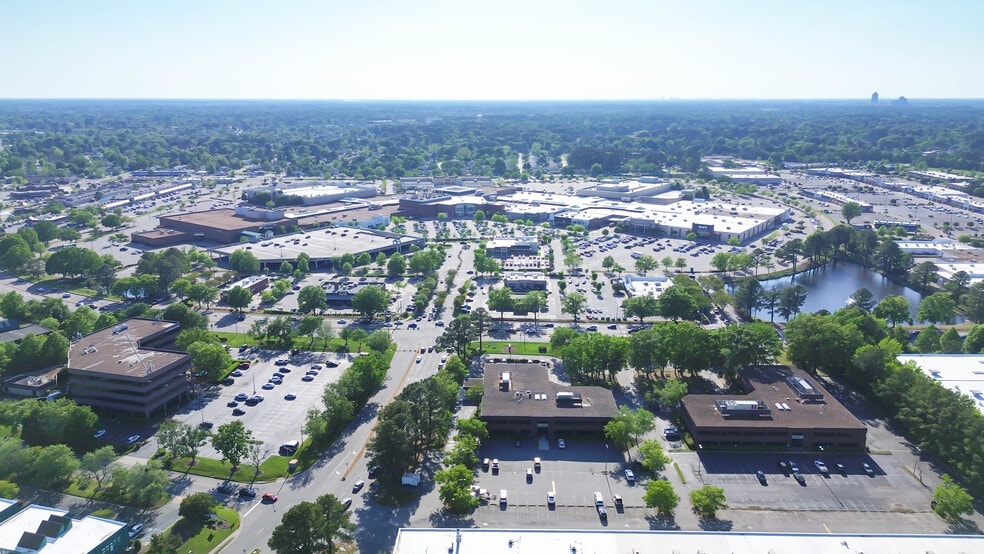More Photos Of 770 Lynnhaven Pky, Virginia Beach Medical For Sale